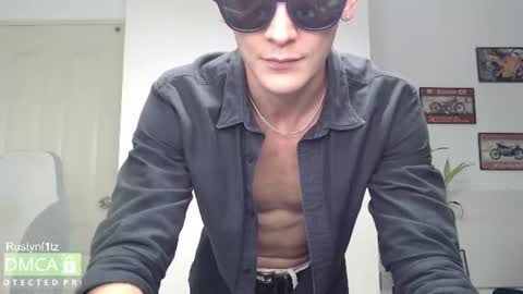 Snapshot of rustynf1tz chatting on 1, 8, 2026 MillionDollarGuy online show from 1, 8, 2026