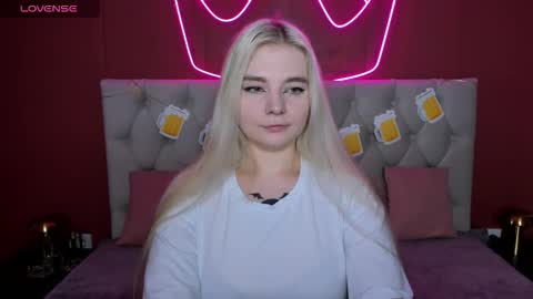 ruthbryant online show from 22, 9, 2025