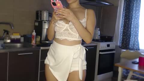 ruxandradanny online show from 9, 10, 2025