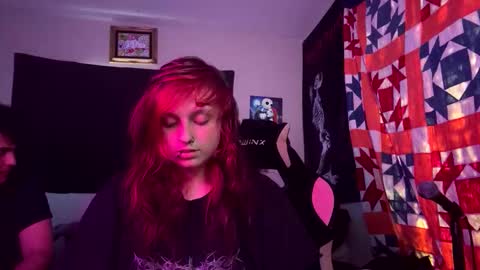 Snapshot of rvbygloom chatting on 11, 5, 2026 rvbygloom online show from 11, 5, 2026