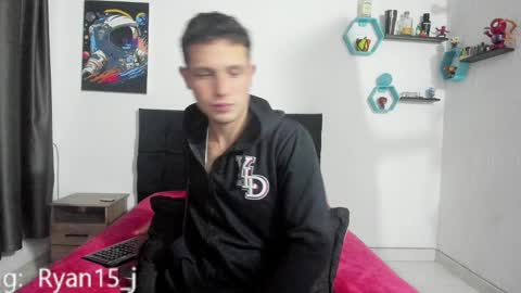 Snapshot of ryan15_ chatting on 1, 3, 2025 Ryan 15 online show from 1, 3, 2025
