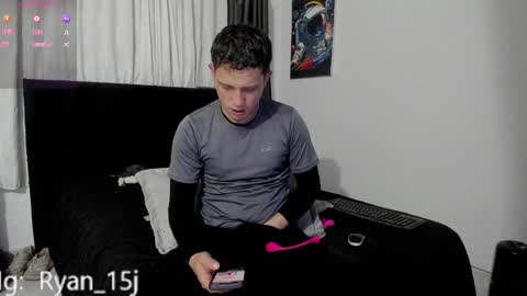 Snapshot of ryan15_ chatting on 21, 10, 2025 Ryan 15 online show from 21, 10, 2025