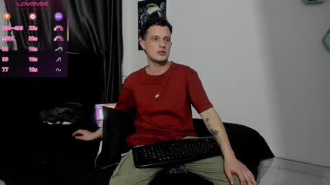 Snapshot of ryan15_ chatting on 15, 11, 2025 Ryan 15 online show from 15, 11, 2025