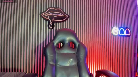 Snapshot of ryan_sailor chatting on 6, 10, 2025 RYAN online show from 6, 10, 2025