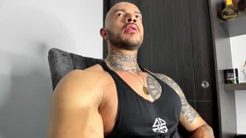 Snapshot of ryanjhonston chatting on 16, 10, 2025 Ryan online show from 16, 10, 2025