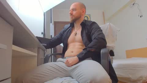 Ryanstone  online show from 4, 4, 2026