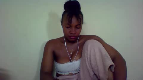 Snapshot of rycie chatting on 9, 10, 2025 Rycie online show from 9, 10, 2025