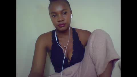 Snapshot of rycie chatting on 14, 10, 2025 Rycie online show from 14, 10, 2025