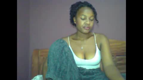 Snapshot of rycie chatting on 5, 11, 2025 Rycie online show from 5, 11, 2025