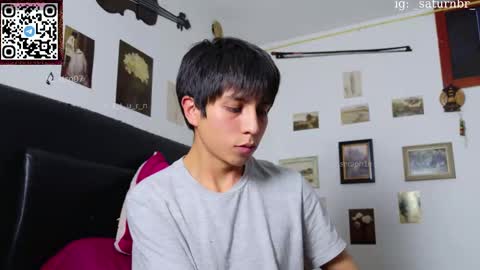 Snapshot of s_a_t_u_r_n chatting on 16, 9, 2025 ST online show from 16, 9, 2025