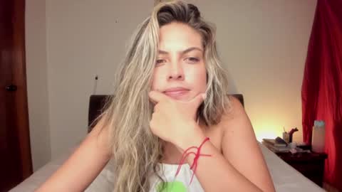 Leslie Beltrn online show from 10, 12, 2024