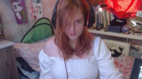 Snapshot of sabochka888 chatting on 25, 9, 2025 sabochka888 online show from 25, 9, 2025