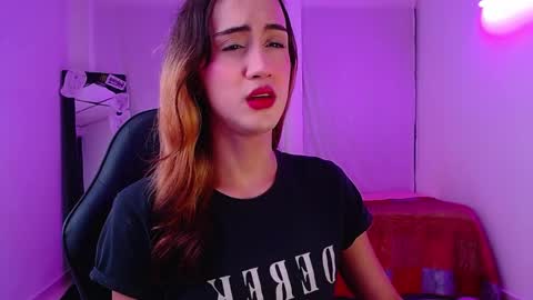 Snapshot of sabriina_fox999 chatting on 14, 10, 2025 sabrina fox online show from 14, 10, 2025