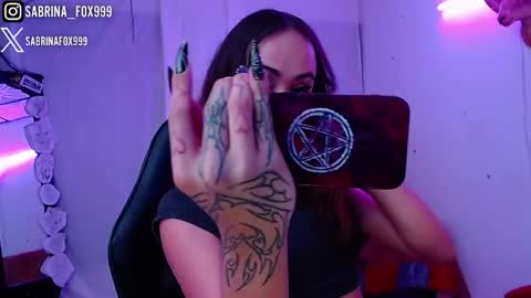 Snapshot of sabriina_fox999 chatting on 16, 1, 2026 sabrina fox online show from 16, 1, 2026