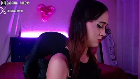 Snapshot of sabriina_fox999 chatting on 7, 3, 2026 sabrina fox online show from 7, 3, 2026