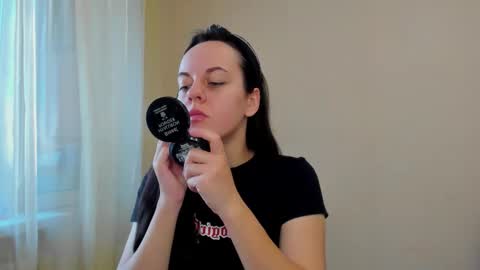 sabrina_tin online show from 9, 10, 2025