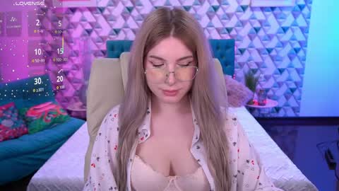 Sabrina online show from 7, 5, 2026