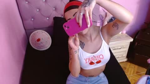 sabrinapaulson online show from 15, 5, 2026