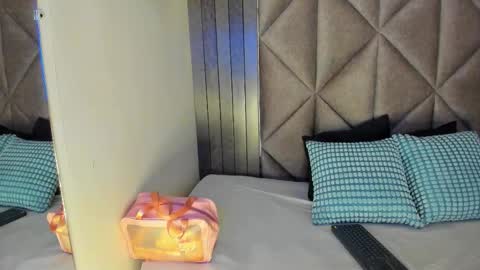 S A B R I N A  online show from 6, 2, 2026