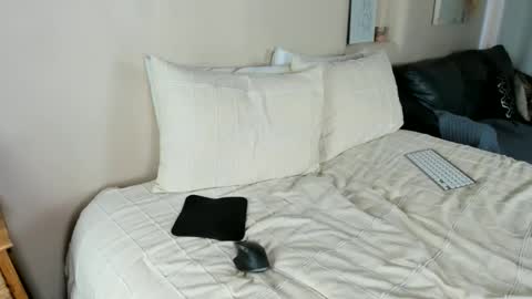 SabrinasShows online show from 9, 12, 2024