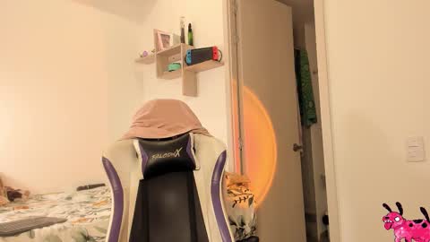 Snapshot of sabrinawiid chatting on 5, 11, 2025 Sabrina online show from 5, 11, 2025