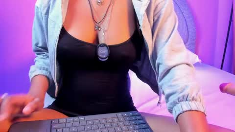 Sabrina  online show from 23, 3, 2026