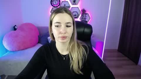 Sabrina Violet online show from 9, 2, 2026