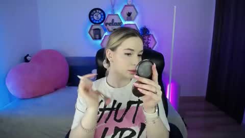 Sabrina Violet online show from 14, 2, 2026