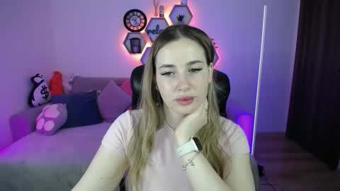 Sabrina Violet online show from 31, 3, 2026