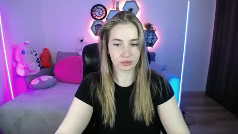 Sabrina Violet online show from 8, 5, 2026