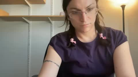 Snapshot of sadie_stars chatting on 5, 2, 2025 Sadie online show from 5, 2, 2025