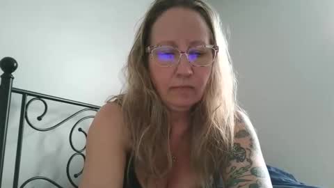 safetyqueen online show from 28, 2, 2026