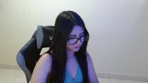 Sahaliefox  online show from 13, 11, 2025