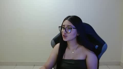 Sahaliefox  online show from 4, 5, 2026