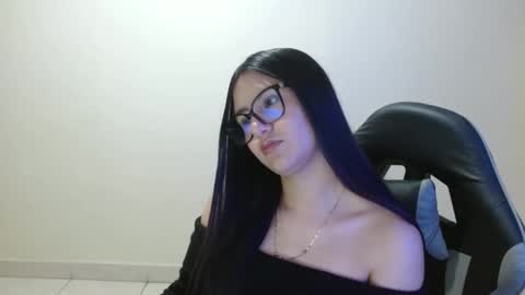 Sahaliefox  online show from 7, 5, 2026