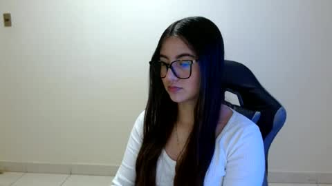 Sahaliefox  online show from 24, 6, 2026