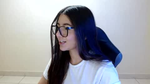Sahaliefox  online show from 4, 8, 2026