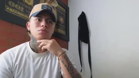 Sahara y Thiago online show from 11, 2, 2025