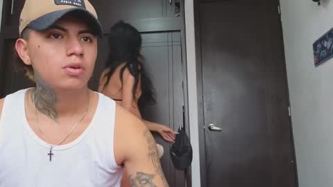 Sahara y Thiago online show from 15, 2, 2025