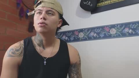 Sahara y Thiago online show from 22, 3, 2026