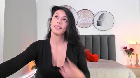 Sahara Garcia online show from 19, 2, 2025