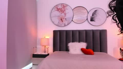 Sahara Garcia online show from 9, 9, 2025