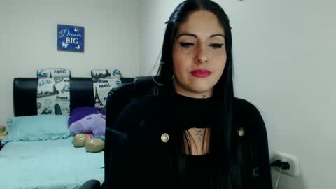 Karina online show from 1, 2, 2025