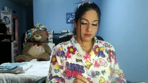 Karina online show from 6, 7, 2026