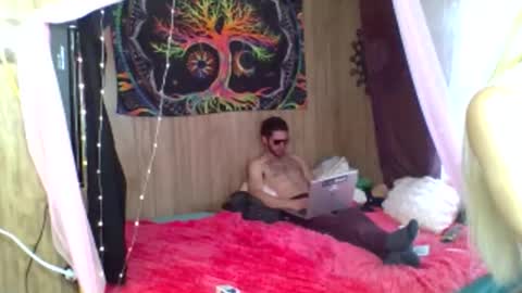 PupTwink online show from 16, 3, 2026