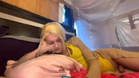 PupTwink online show from 20, 3, 2026