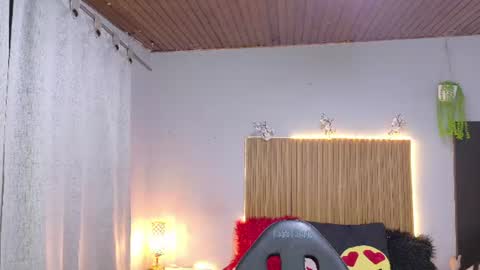 Snapshot of sailor_moon07 chatting on 25, 7, 2026 sailor online show from 25, 7, 2026