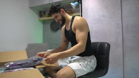 saimon  online show from 8, 1, 2025