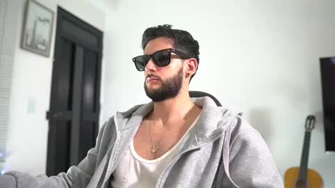 saimon  online show from 15, 12, 2025