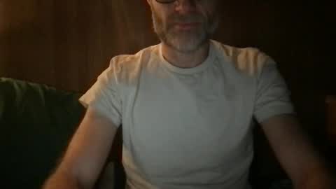 Snapshot of saint009 chatting on 29, 4, 2026 saint009 online show from 29, 4, 2026